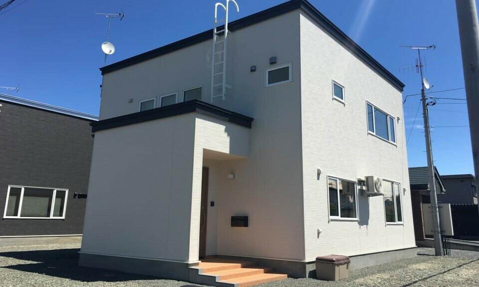 BELLA CORNER FURANO