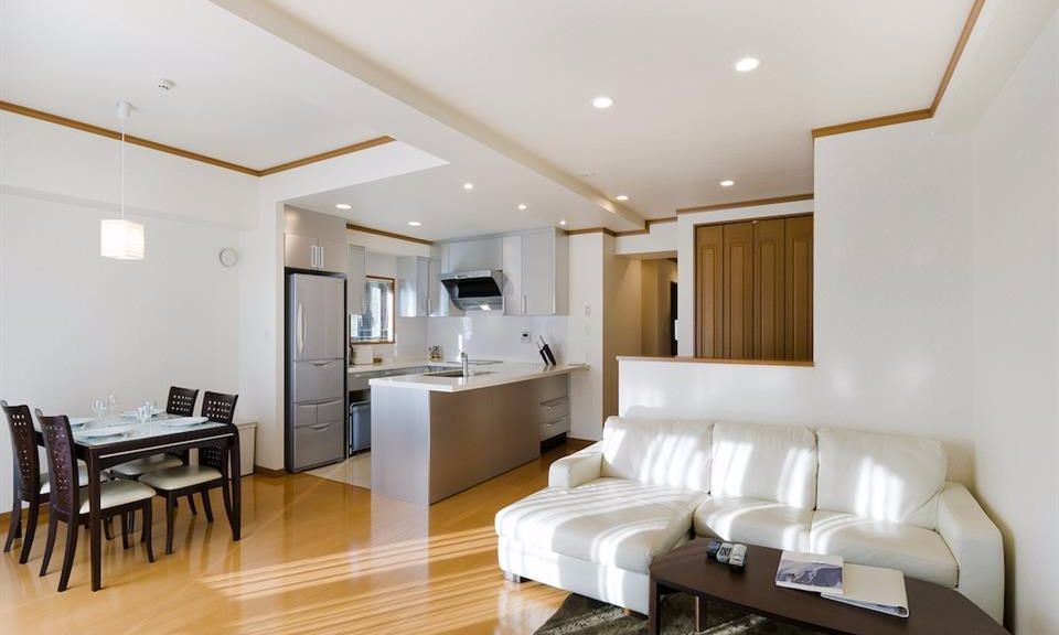 Niseko Accommodation Mountainside Palace 1