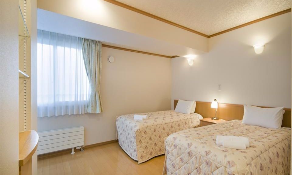 Niseko Accommodation Mountainside Palace 8